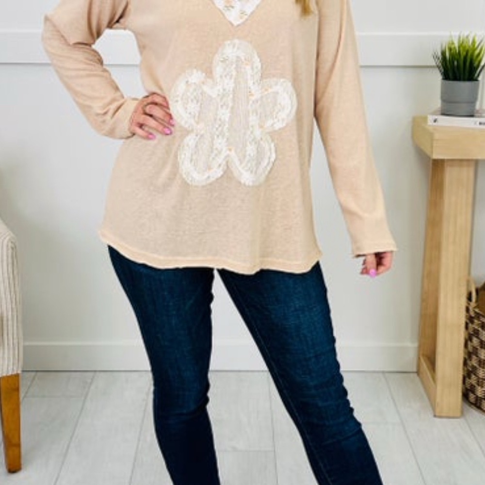 💖POL Graceful Petals Vintage Inspired Top - Picture 4 of 7